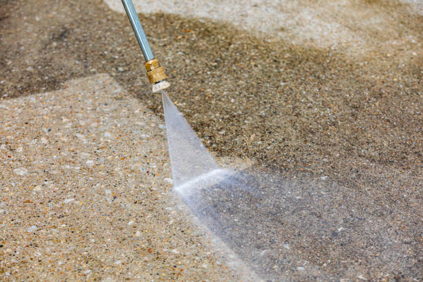 Professional Pressure washing in Southwest Sandhill, TX